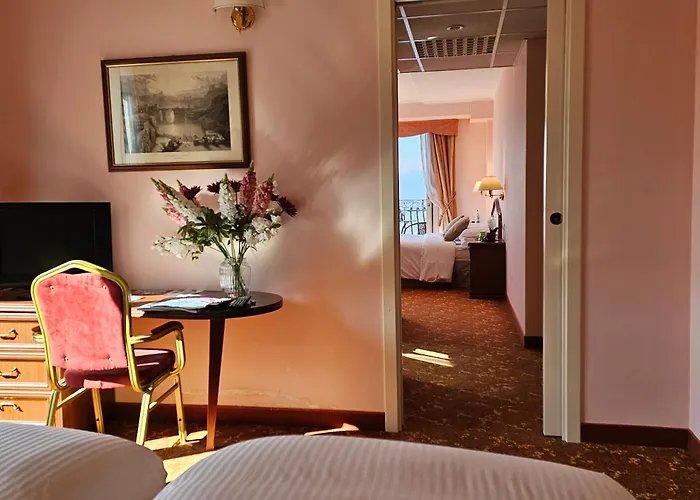 Funicolare 4* لانسو دينْتيلفي