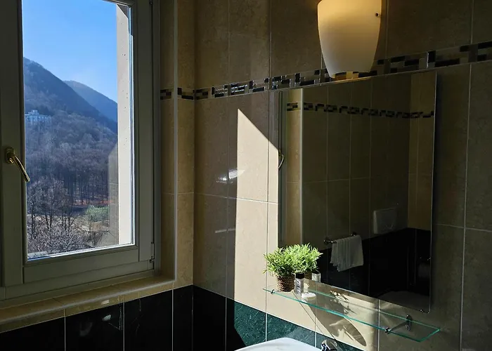 Funicolare 4* لانسو دينْتيلفي