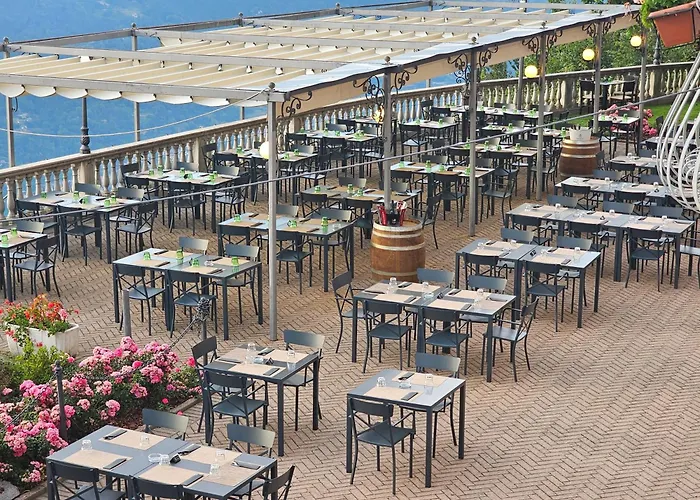 فندق Funicolare 4*